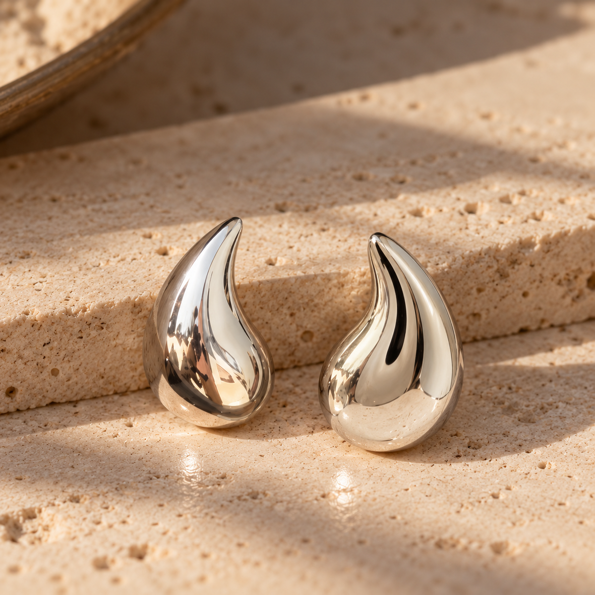 Aurelia Sculpt Earrings | 925 Sterling Silver